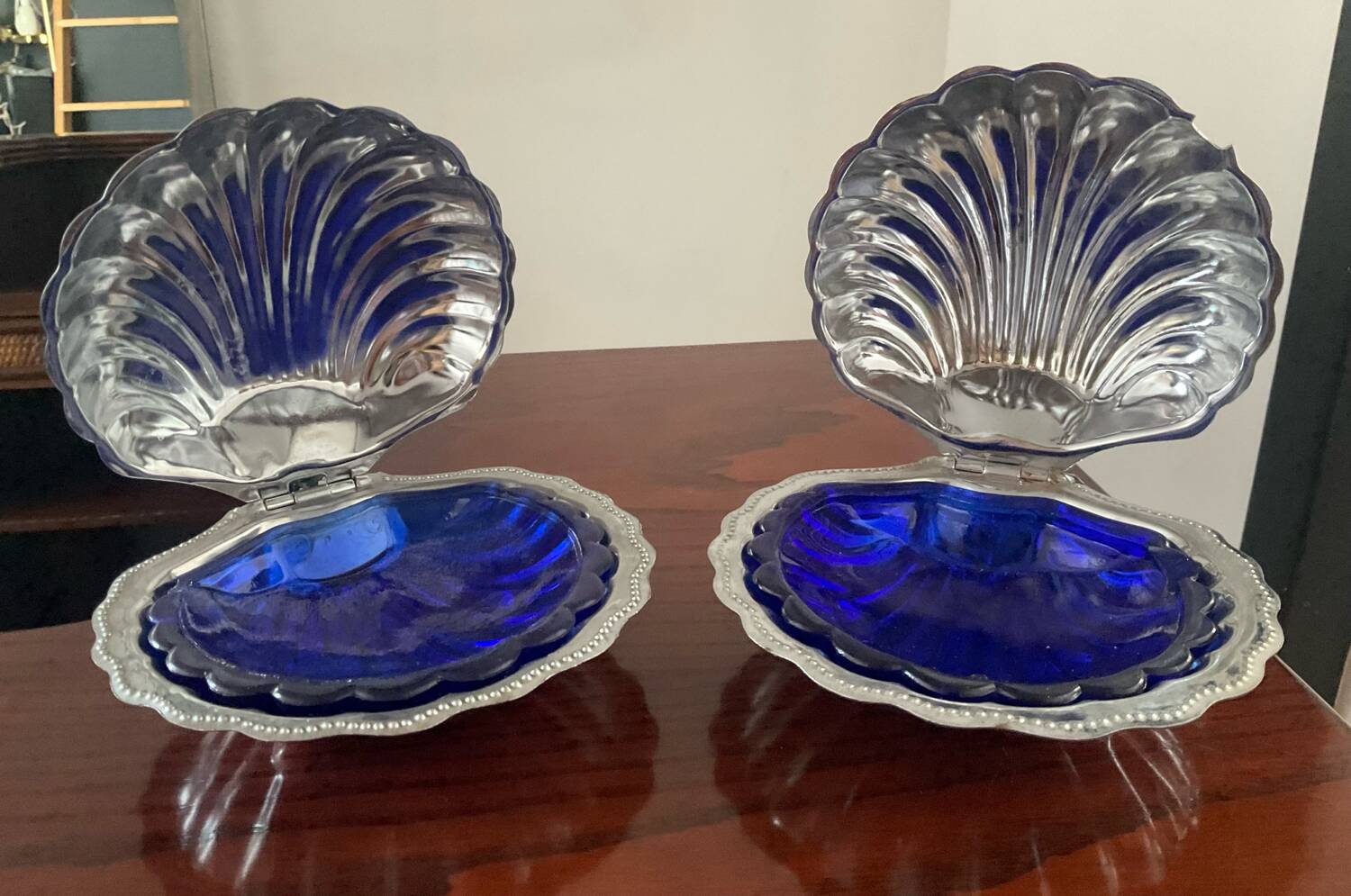 Pair of shell butter dishes from the 70s