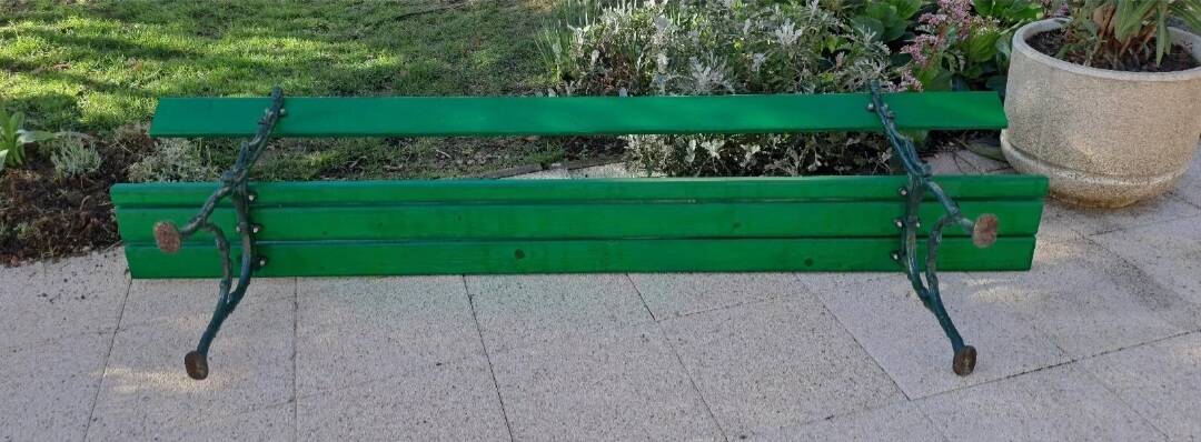 Large wooden and cast iron garden bench 224 cm