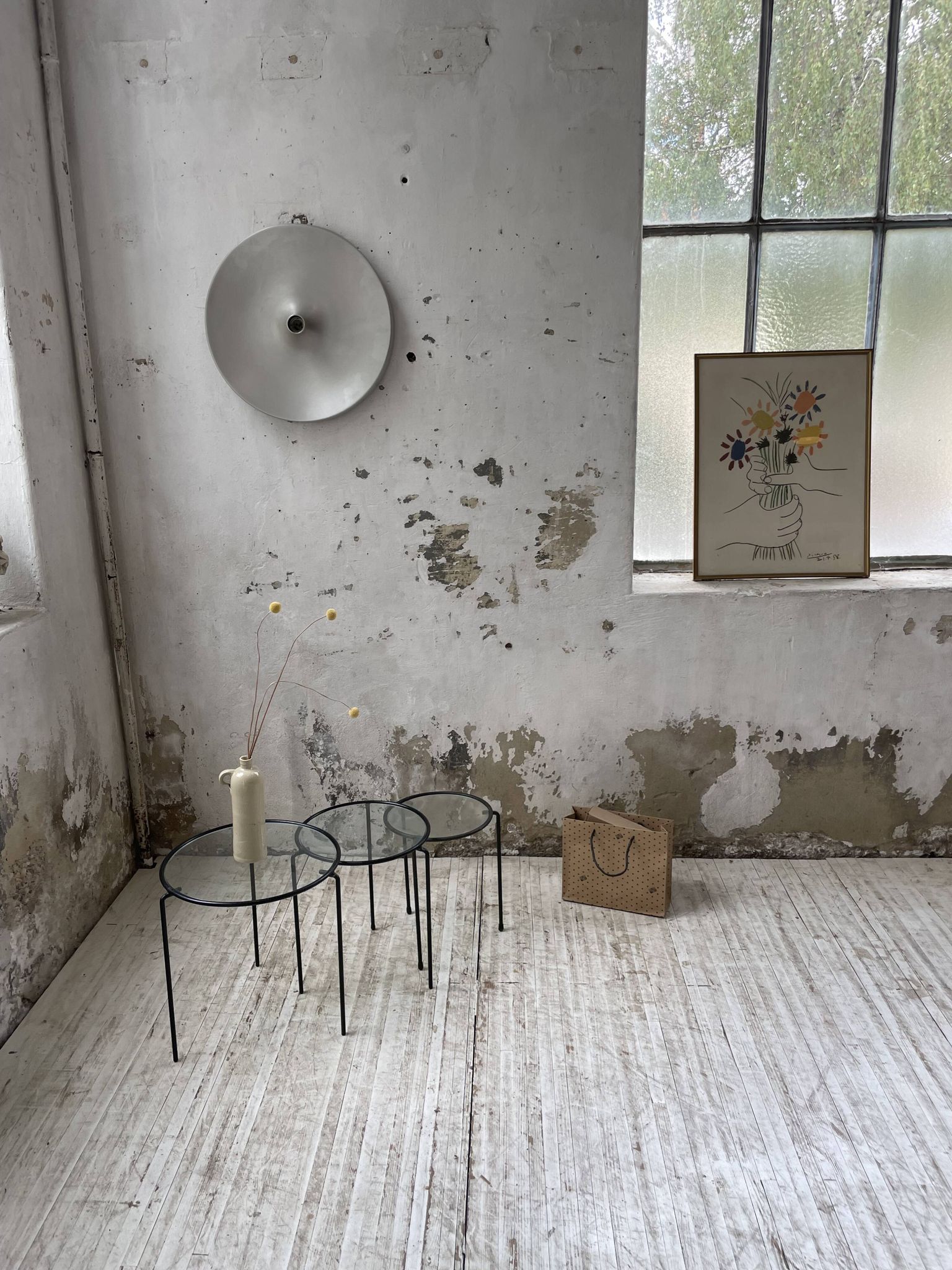 Tables basses gigogne métal et verre années 50