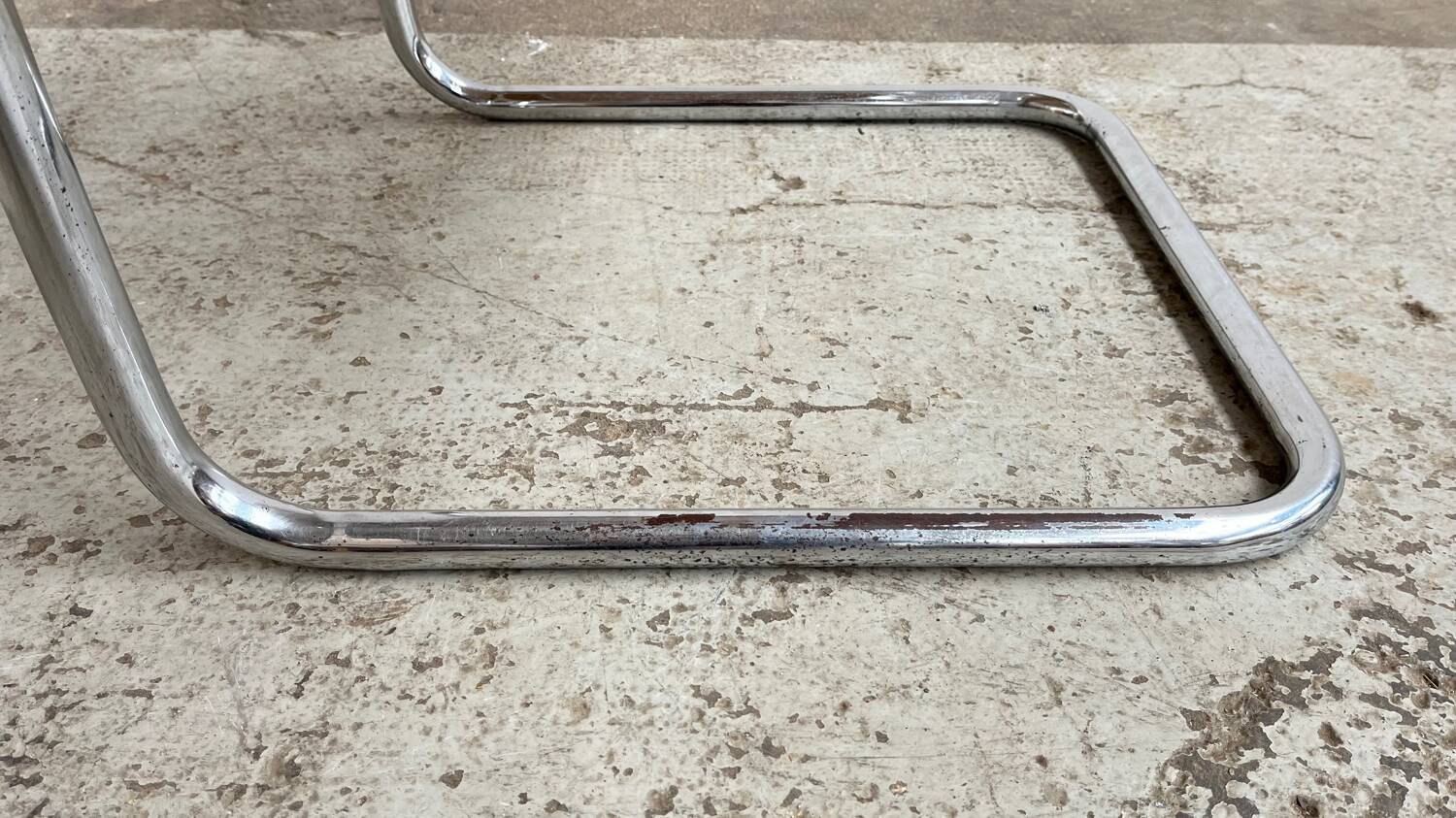 4 Cesca B32 Marcel Breuer chairs