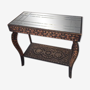 Table basse bois et dessus miroir guilloché style oriental