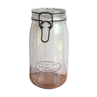 Old airtight jar RAC 1.5 liters