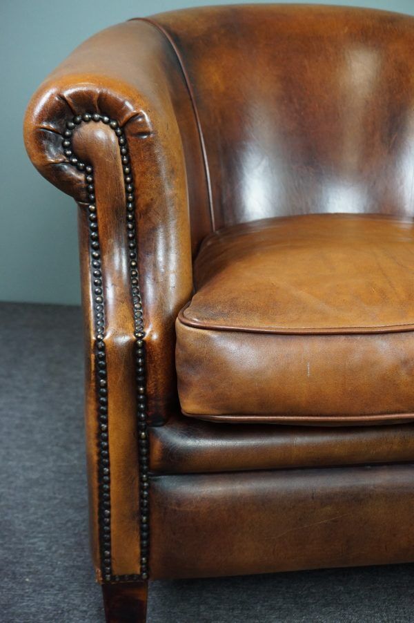 Club armchair in sheepskin