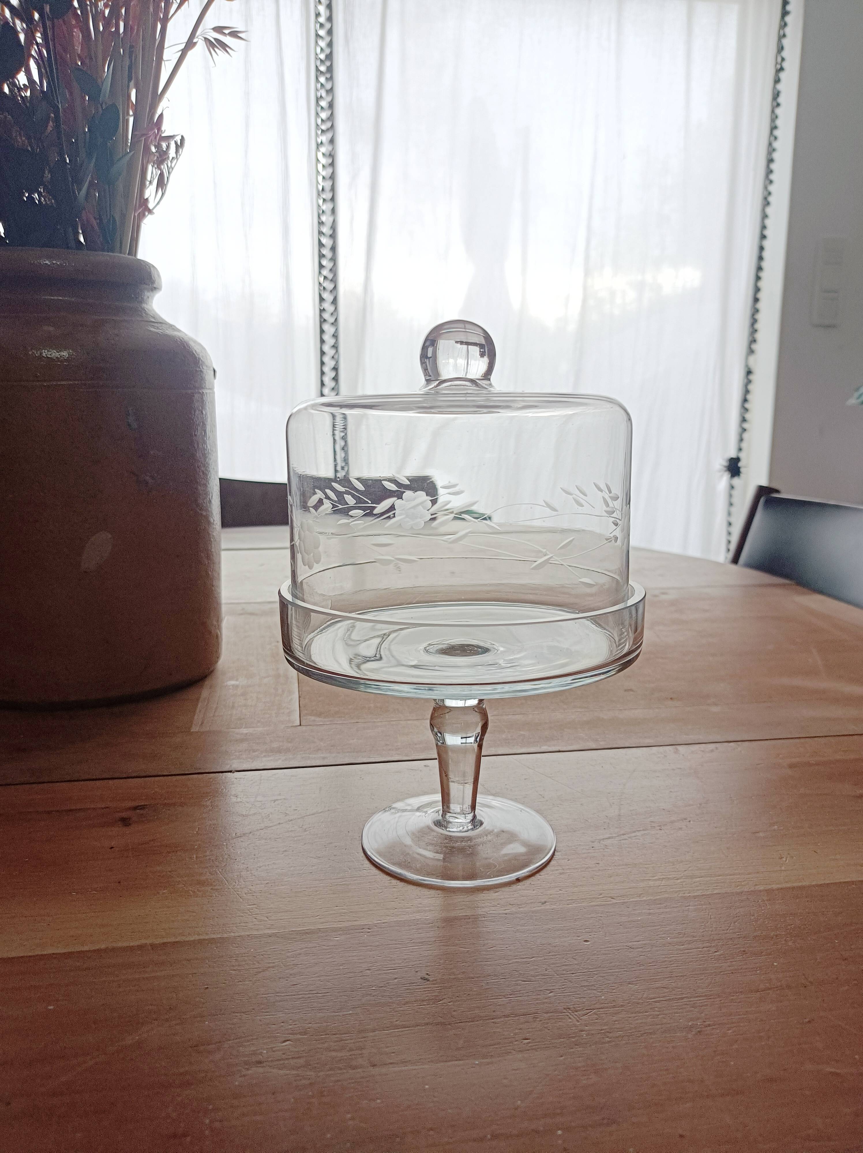 Cake stand, glass dome on a stand