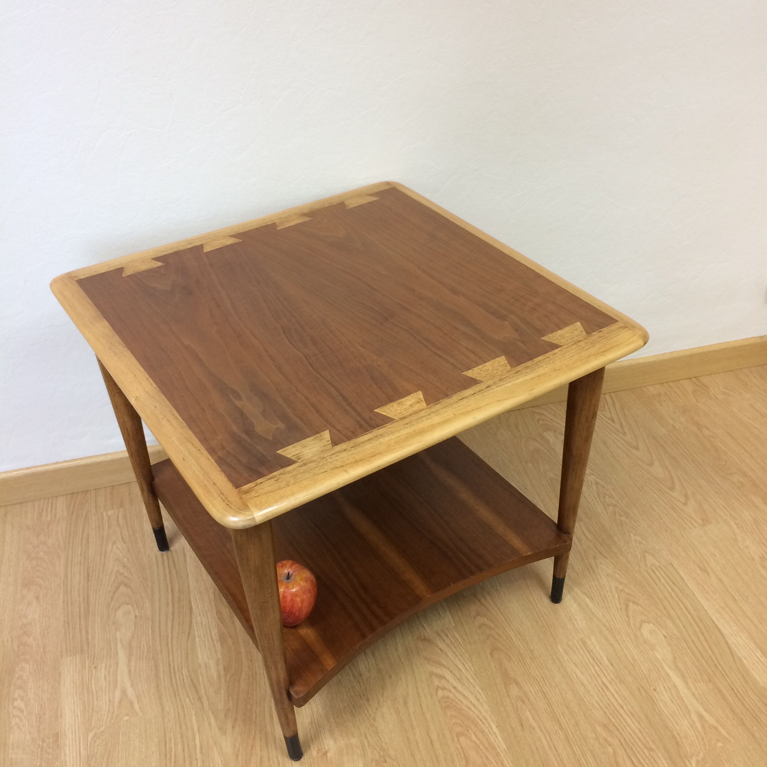 Lane Acclaim coffee table