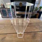 Triangular plexiglass coffee table end table Altuglas David Lange 70