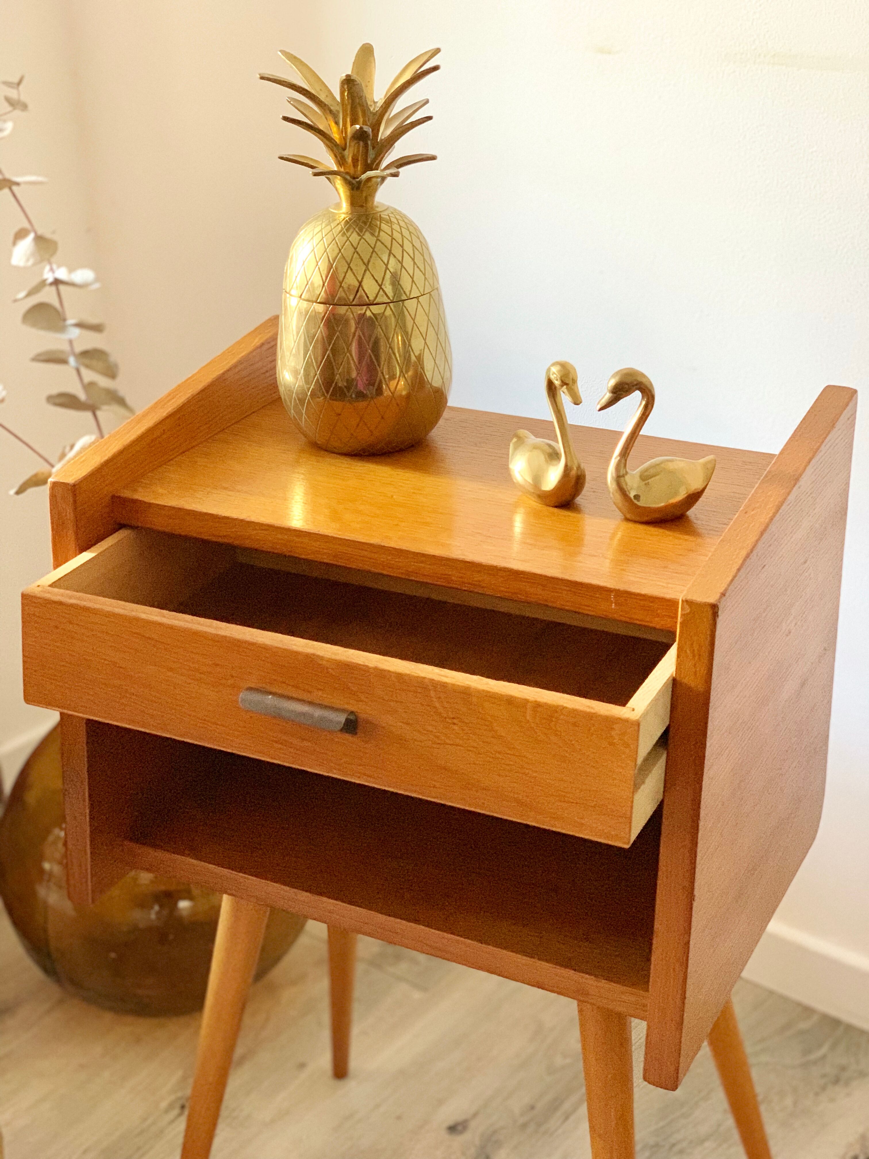 Bedside years 50 feet compass