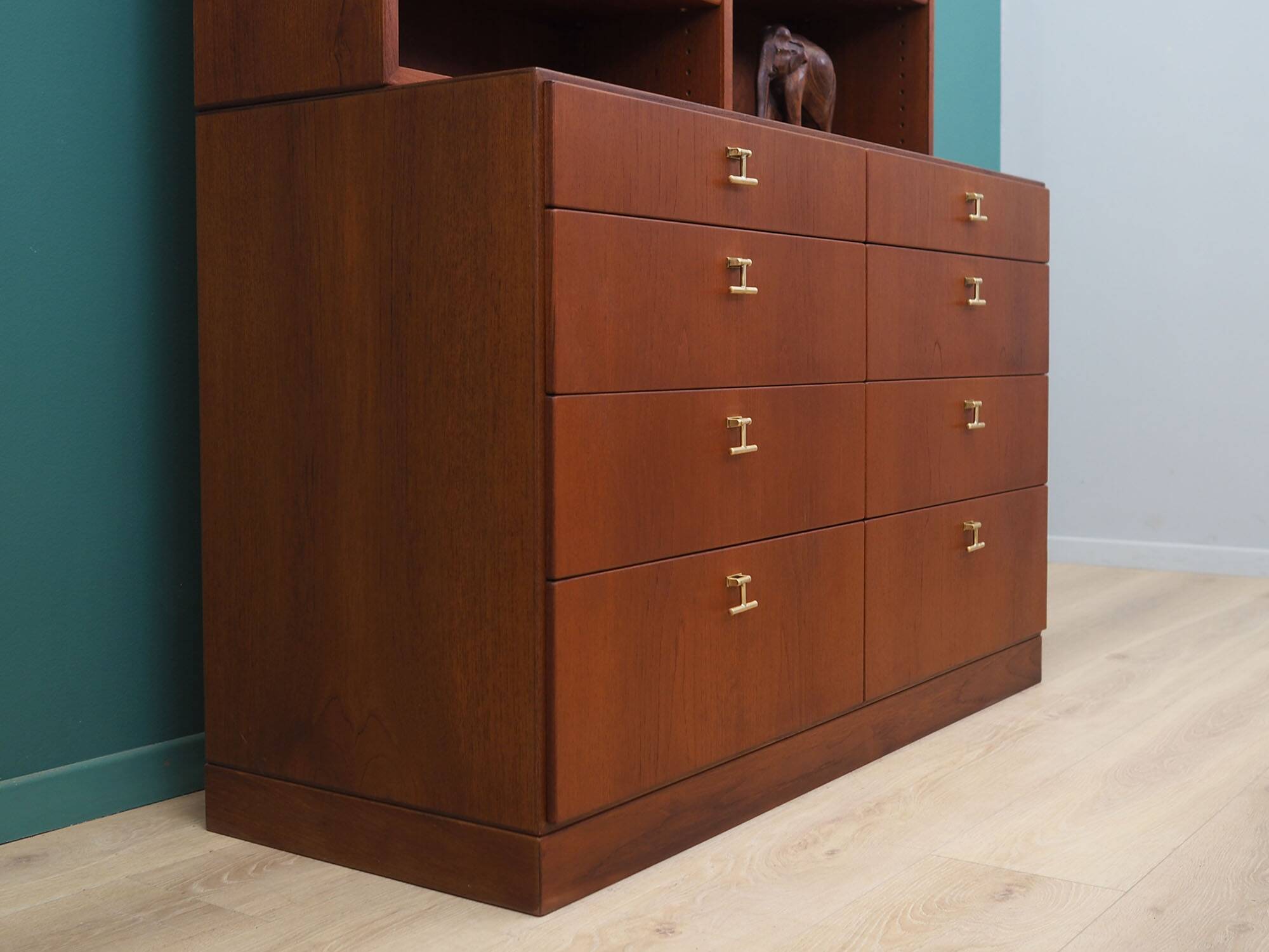 Teak bookcase, Danish design, 1960s, designer: Børge Mogensen