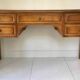 Bureau style Directoire 5 tiroirs et tablettes latérales