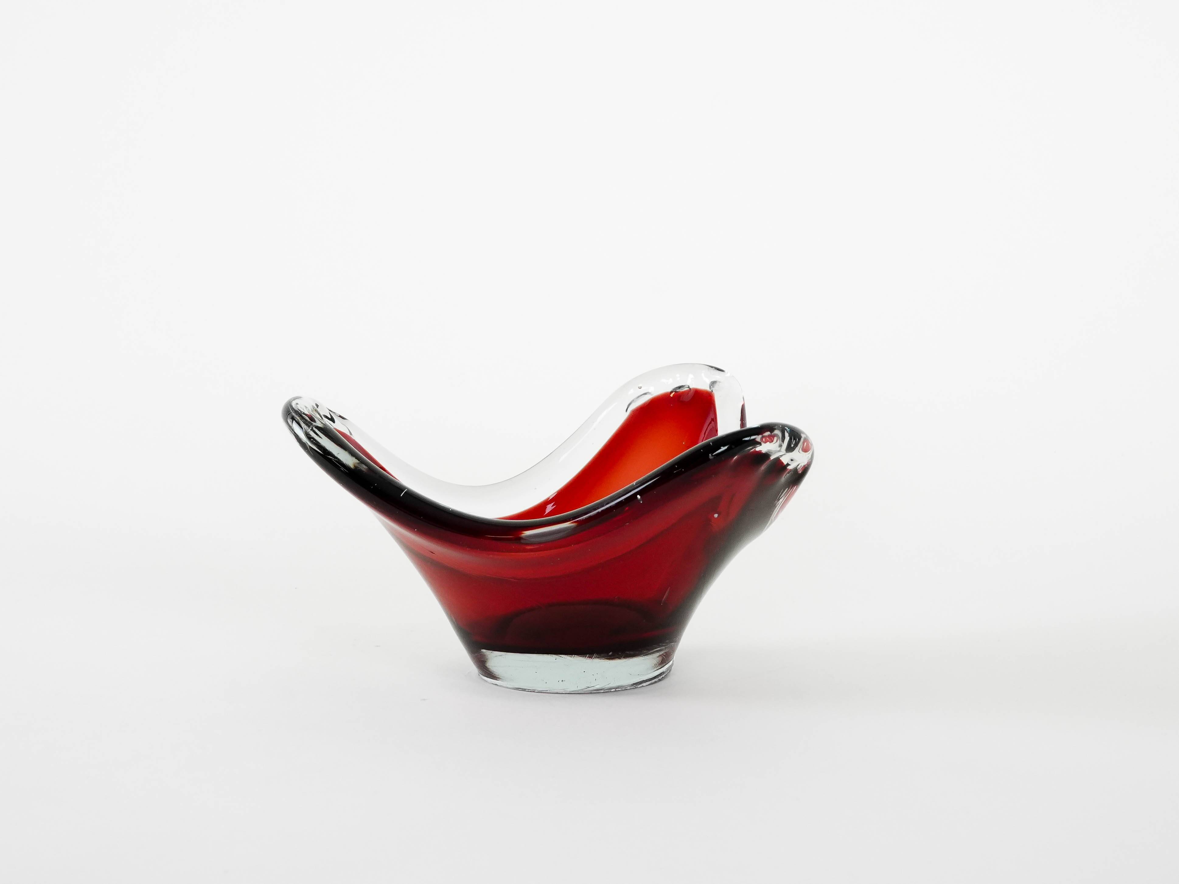 Ruby platter, Murano glass, Italian design, 1960s, made in Italy
