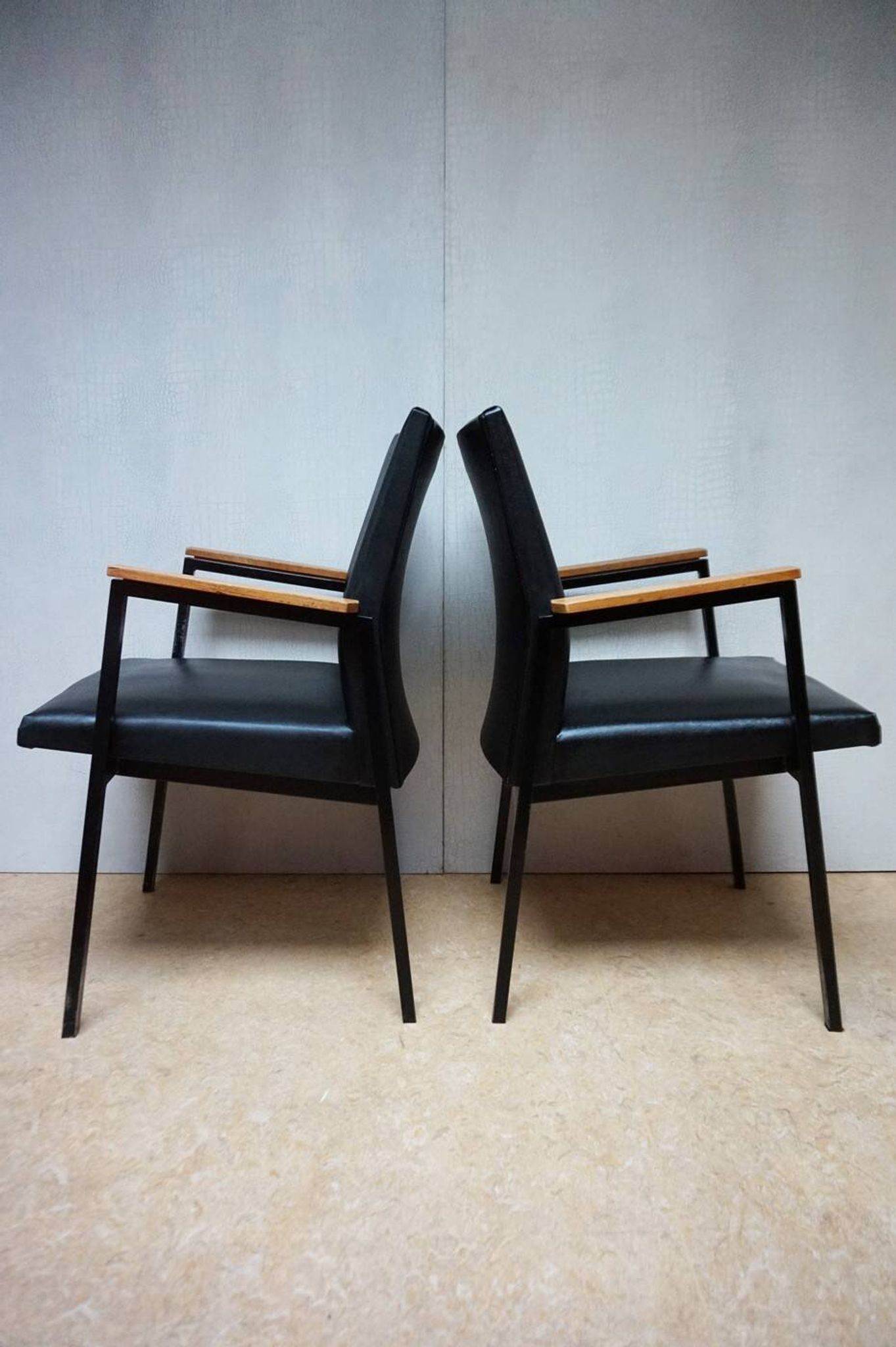 Fauteuils/chaises de conférence au design minimaliste industriel néerlandais du milieu du siècle