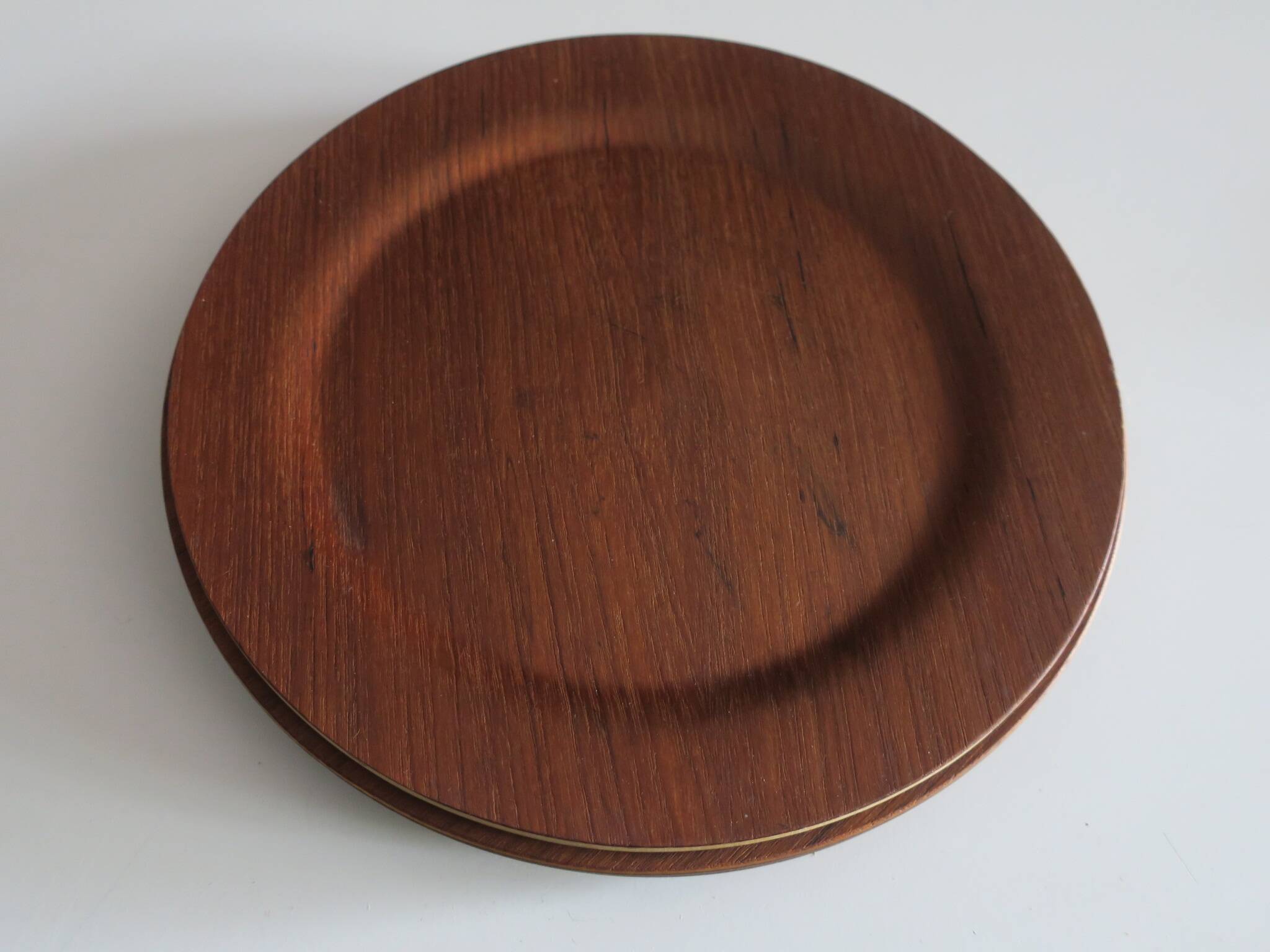 Set of 12 plywood rosewood and teak plates by mossback, Denmark 1960s
