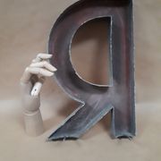Letter of sign R metal zinc painted vintage 1950