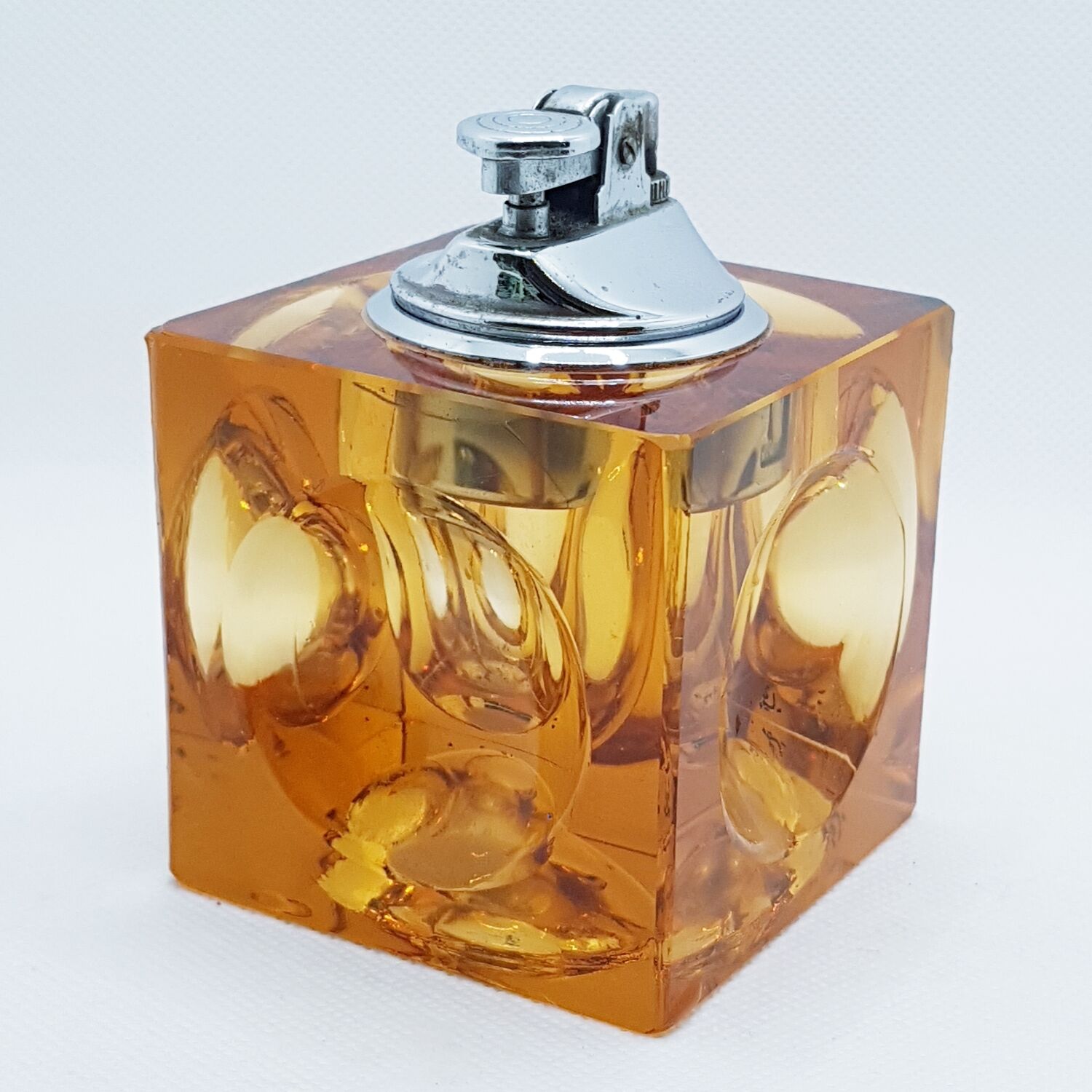 Cube prism glass lighter