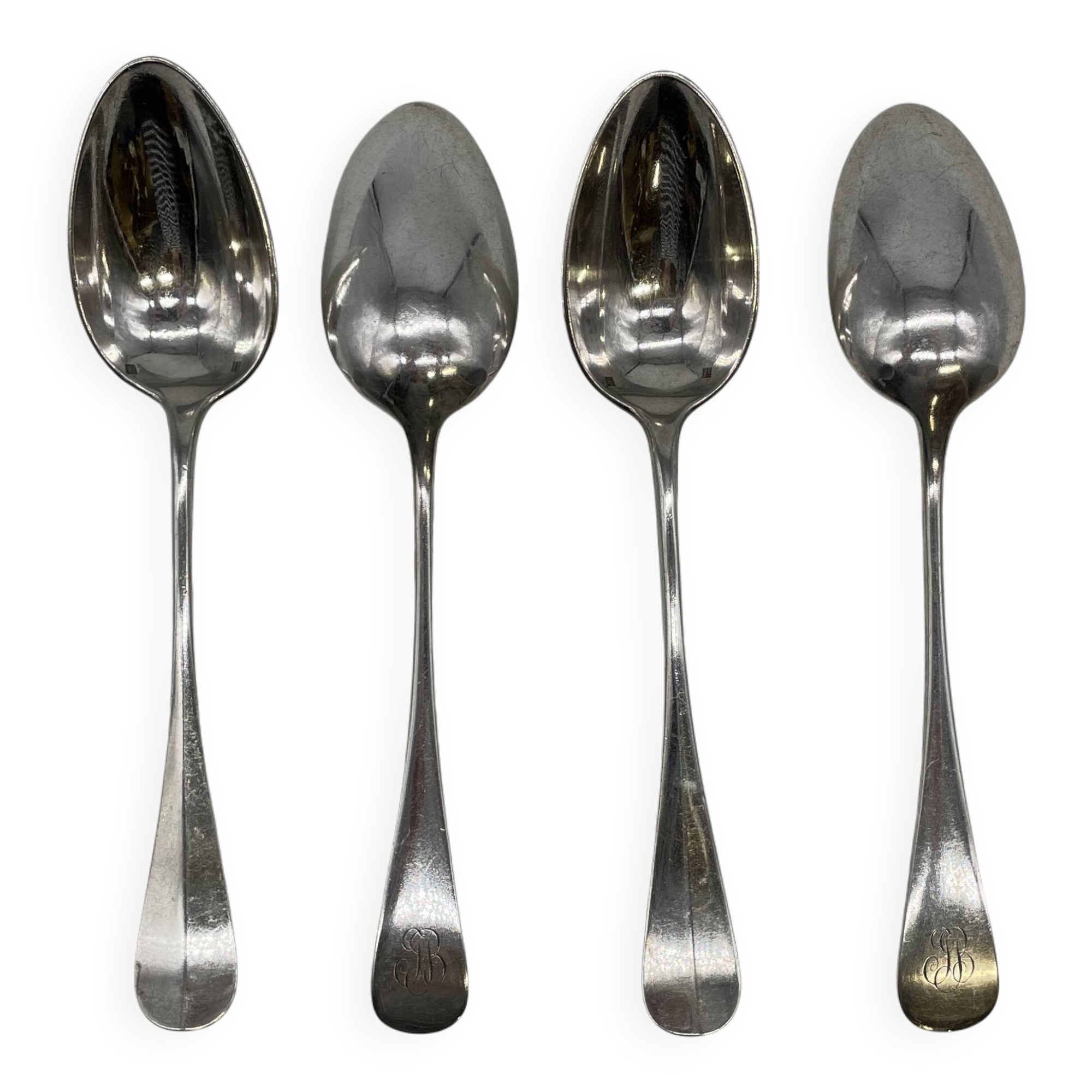 Set of 4 spoons and 2 dessert forks