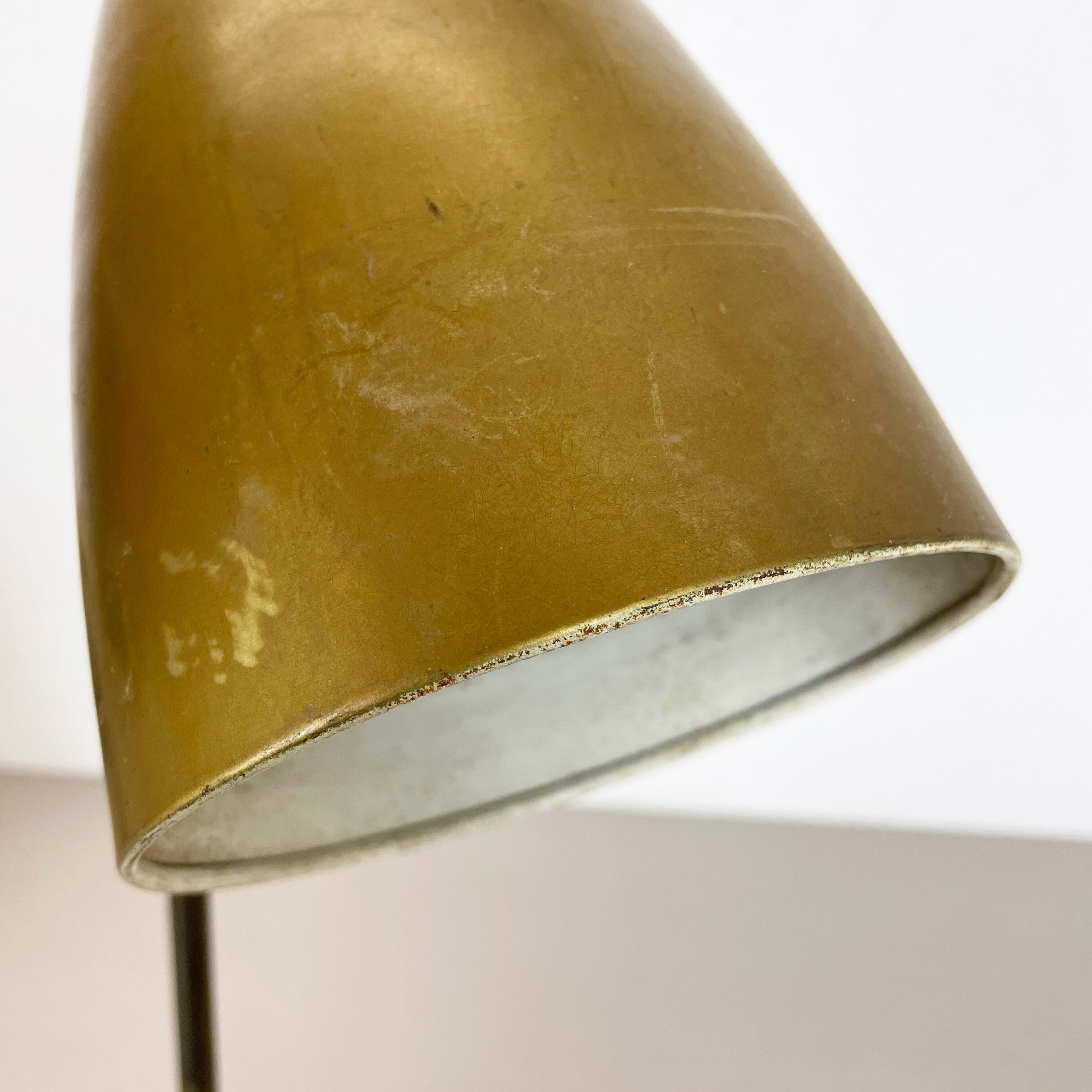 Original Kalmar Style Hollywood Regency Brass Table Light, Austria, 1950s