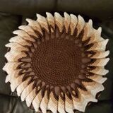Set of 2 crochet cushions 70s