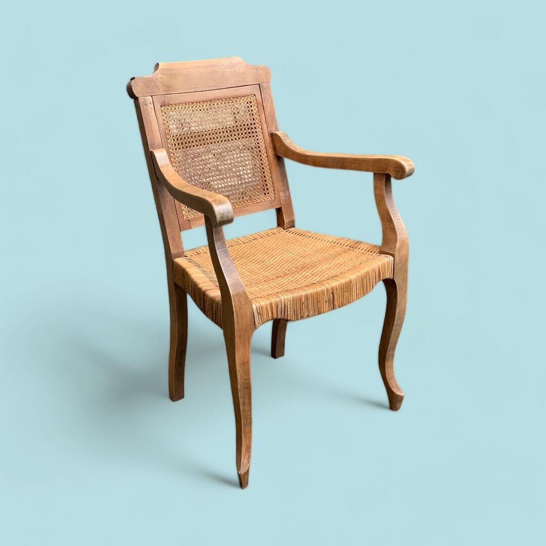 Barber's armchair in wood cannage and straw 1900