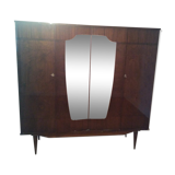 Lacquered wardrobe dressing room