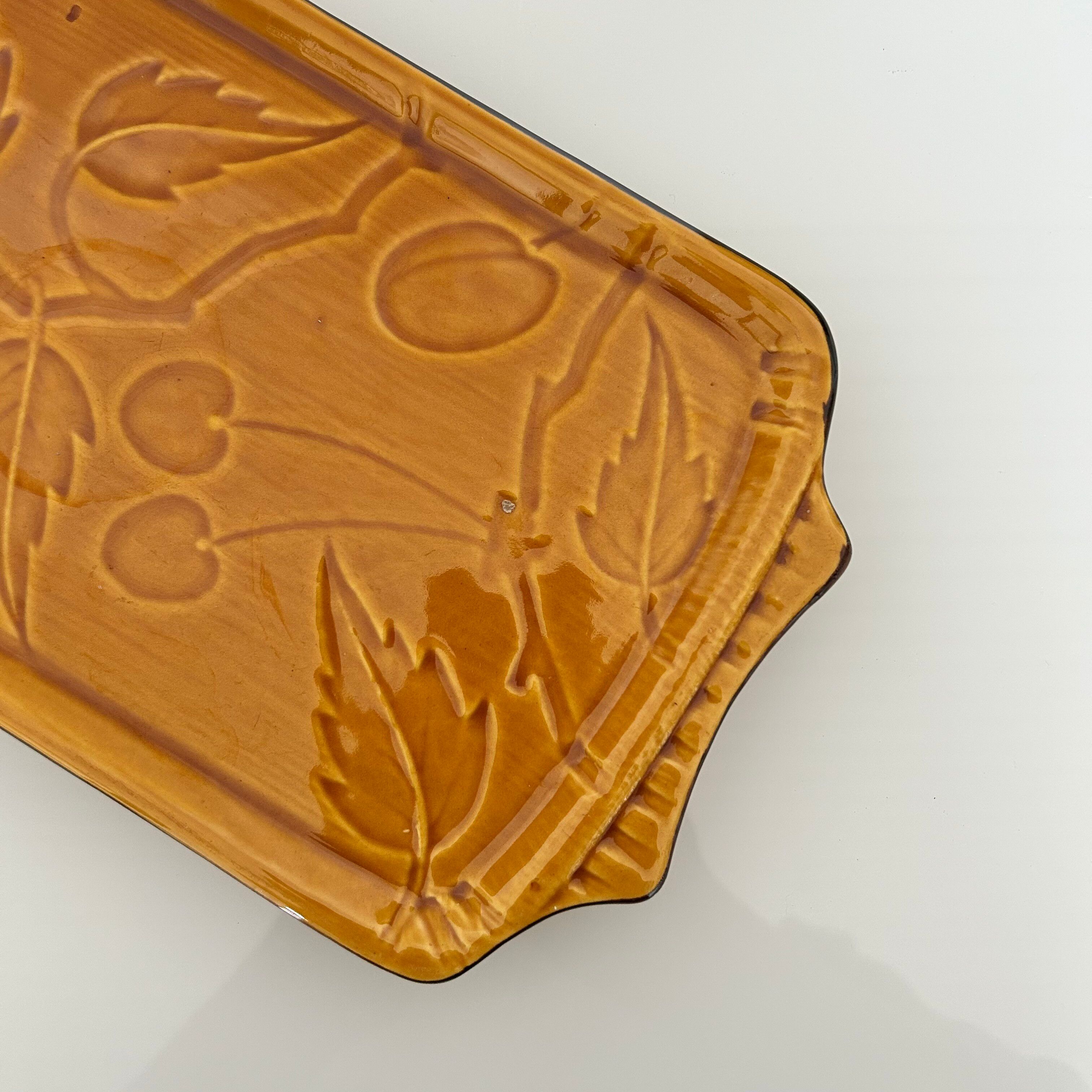 Rectangular plate with cherry decoration