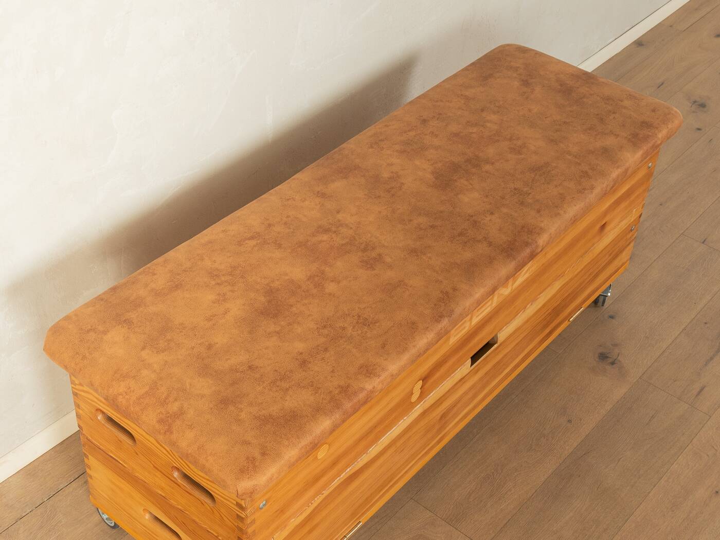 Unique vaulting box from the 1960s by Benz