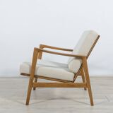 Fauteuil modèle 300-139 de l'usine Swarzędzka, 1960s