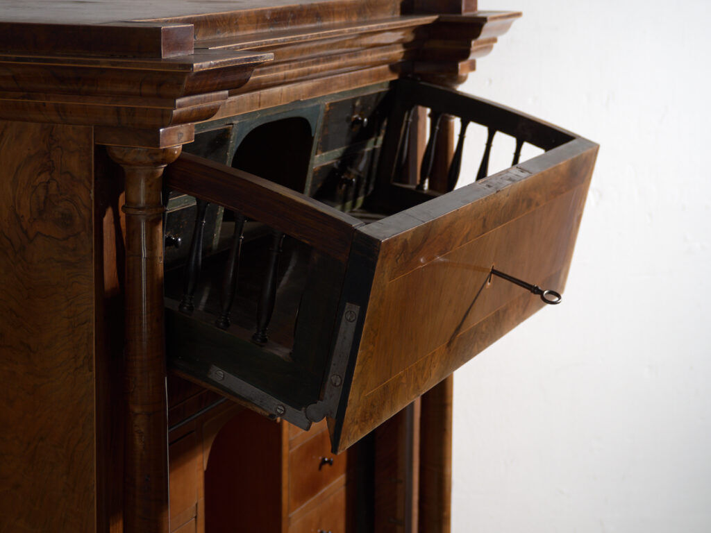 Antique Biedermeier walnut secretary – Austria, circa 1840
