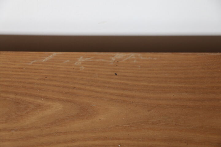 Bedside elm house Regain