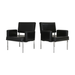 Paire de fauteuils piètement