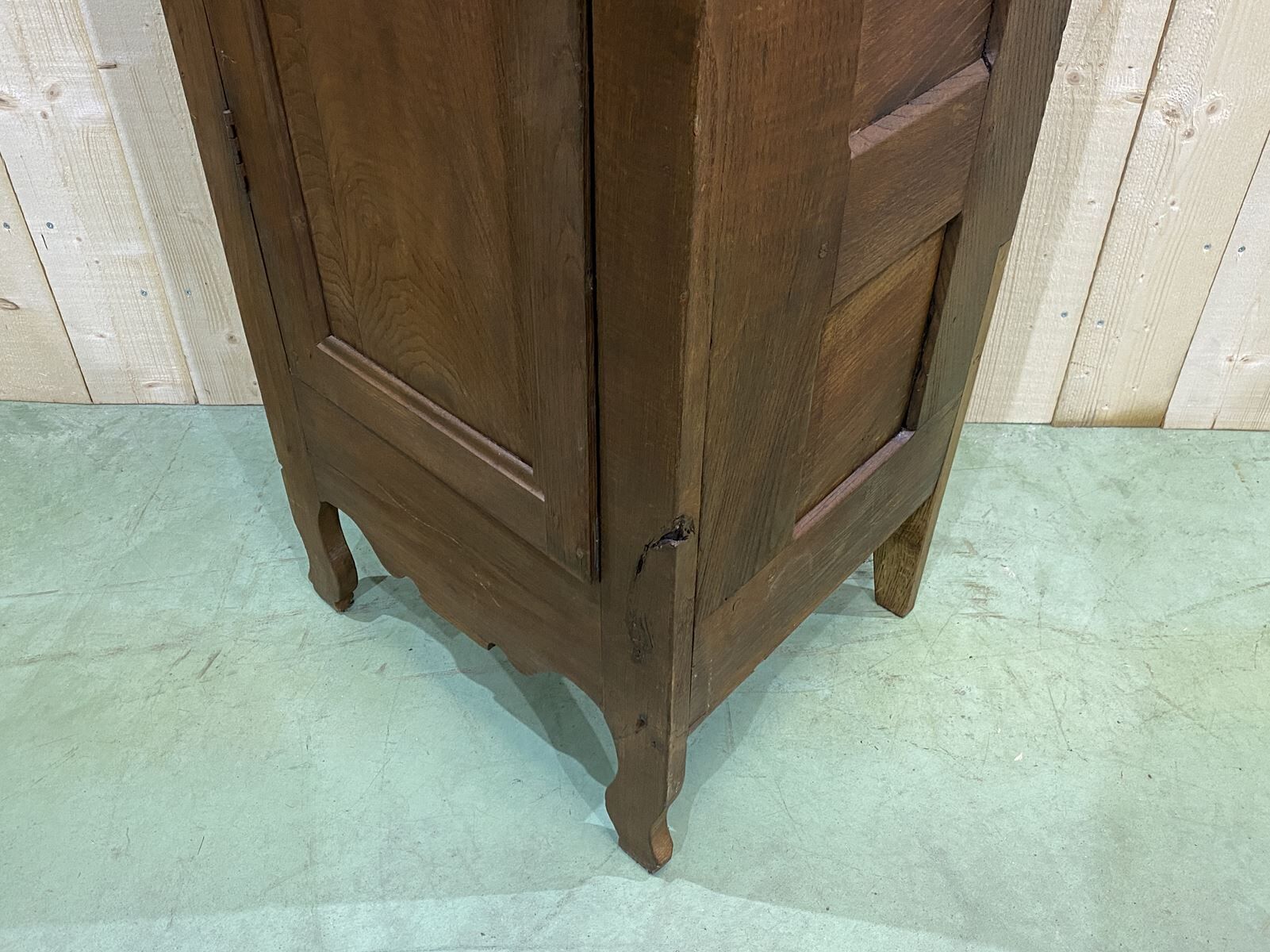 Chestnut maker - early 20th century