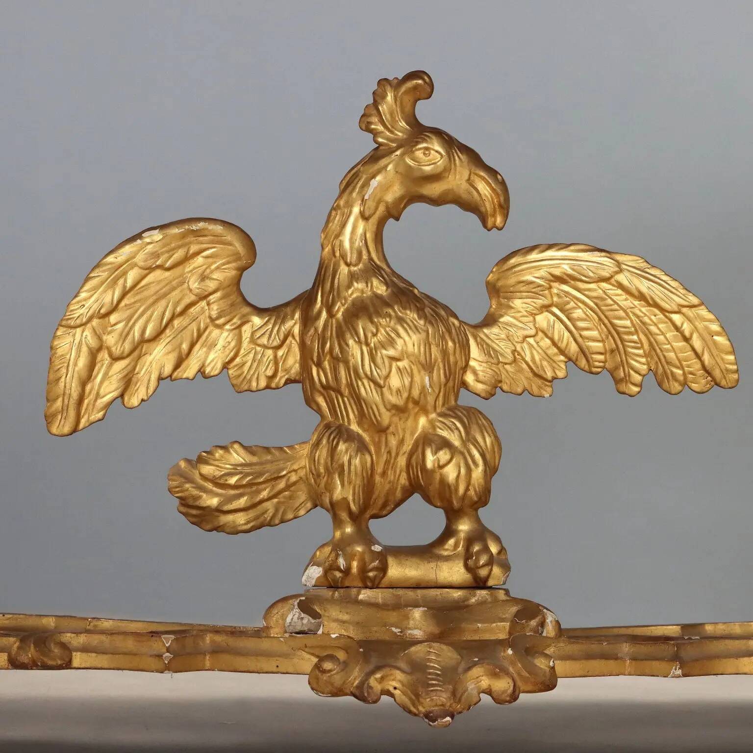 Console ancienne éclectique en bois sculpté et doré, Italie, XIXe siècle