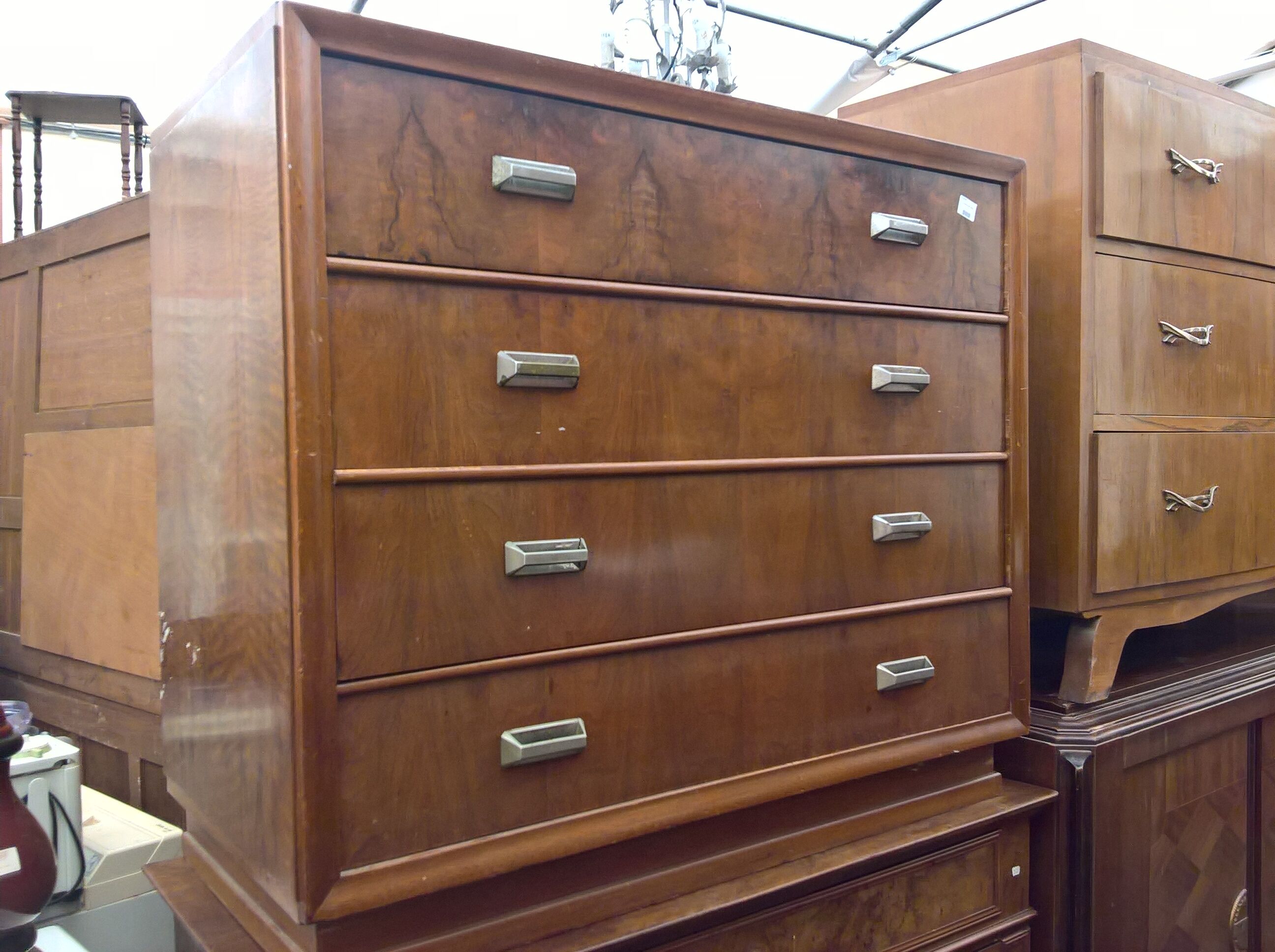 Art deco chest of drawers