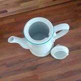 White earthenware coffee/teapot