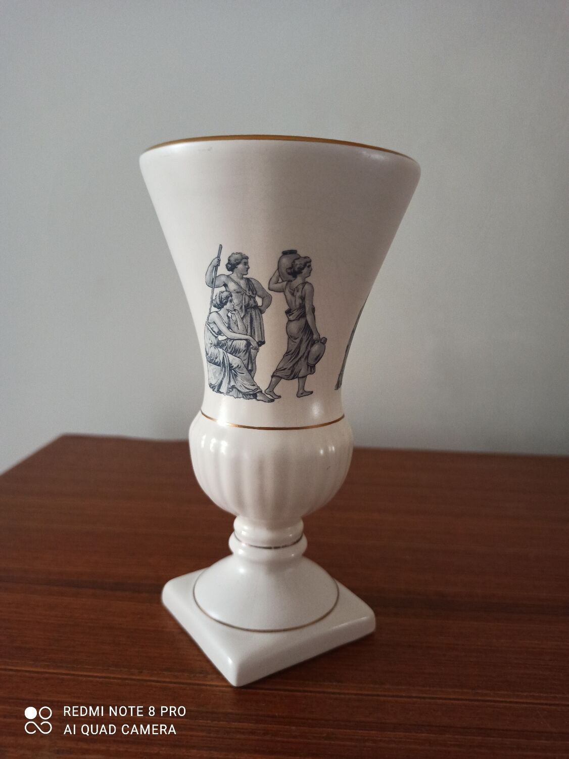 Flora Gouda ceramic vase