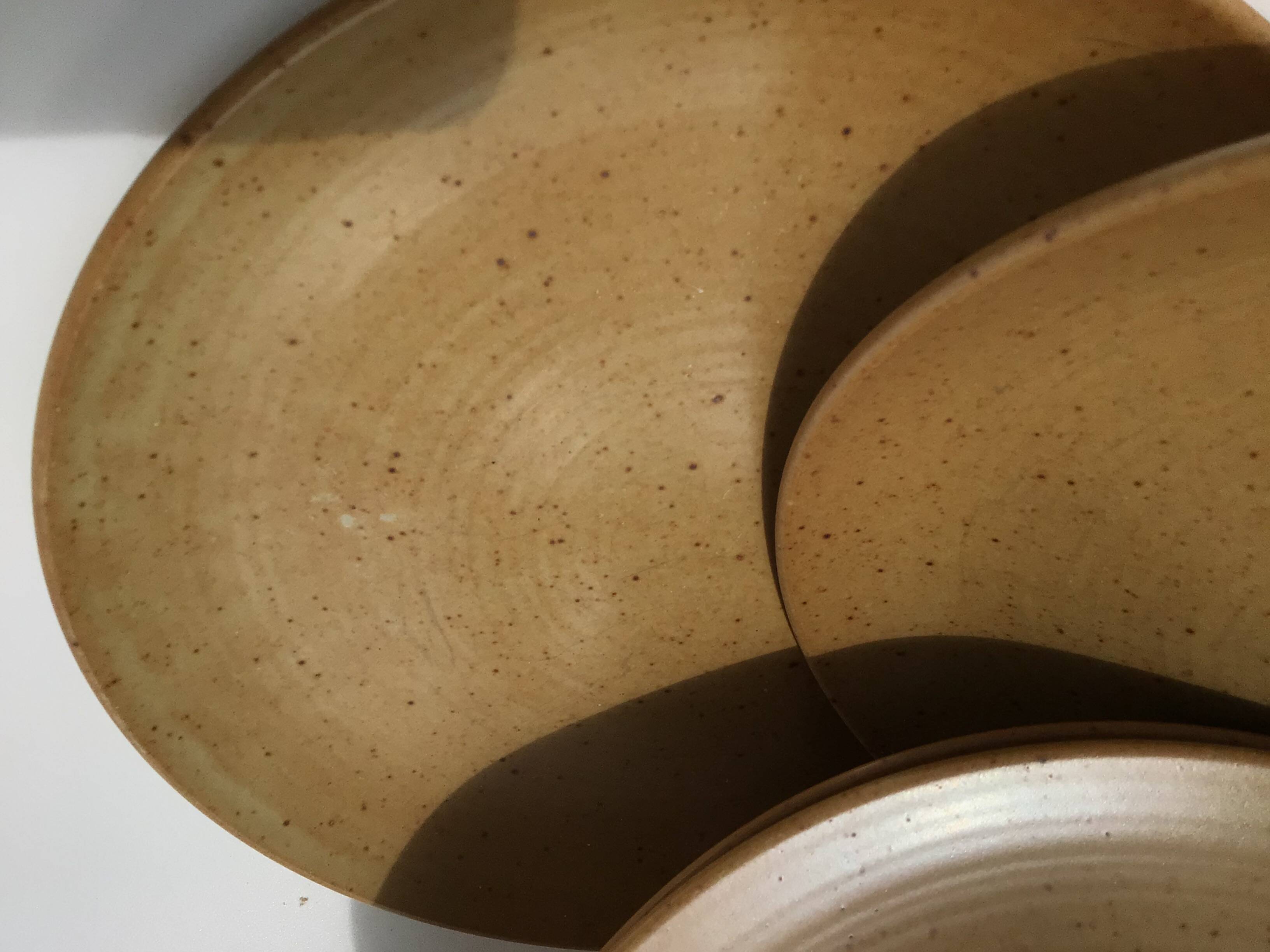 10 Village speckled blond stoneware dessert plates