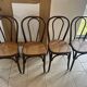 Chaises bistrot en cannage vintage