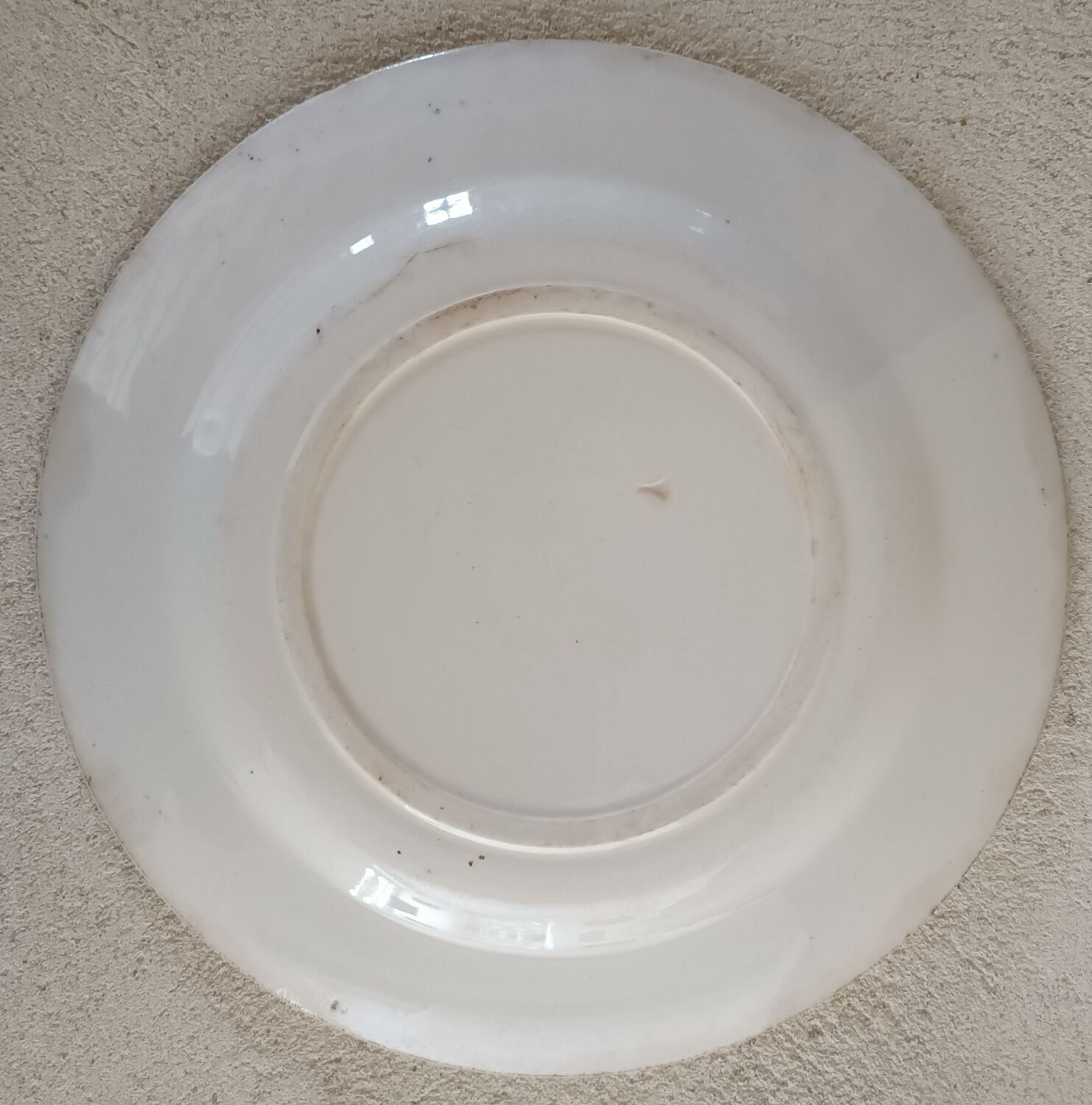 2 plates earth of iron Gien and Choisy-le-Roi