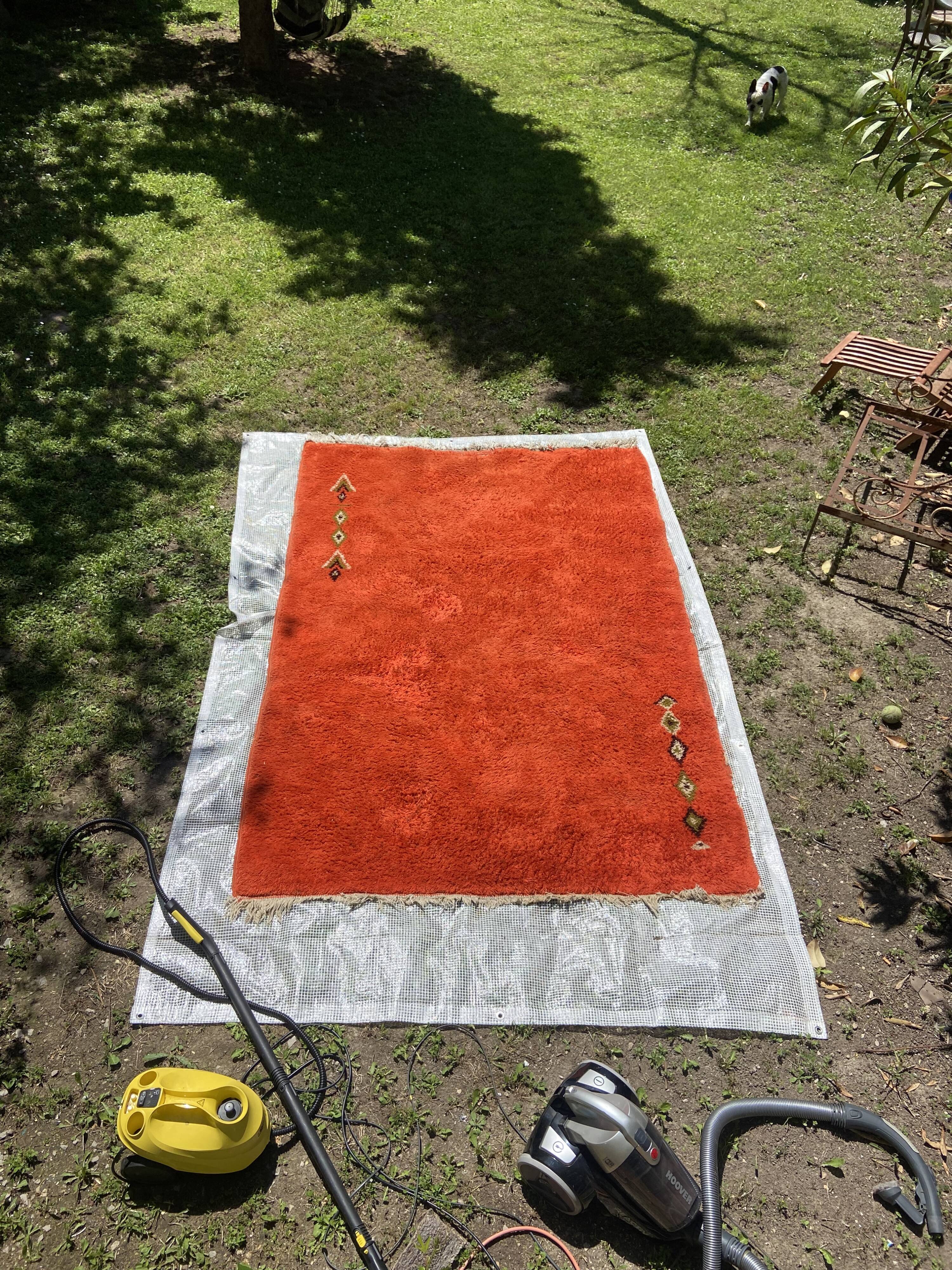 Moroccan carpet in vintage wool