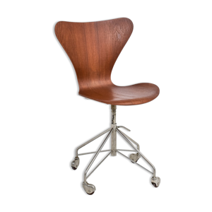 chaise de bureau modèle