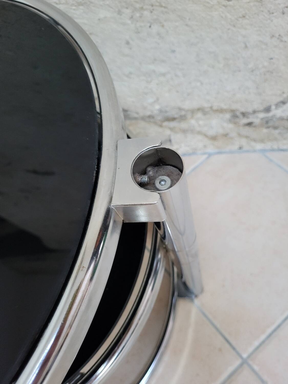 Three-level coffee table Leitmotiv-Swivel