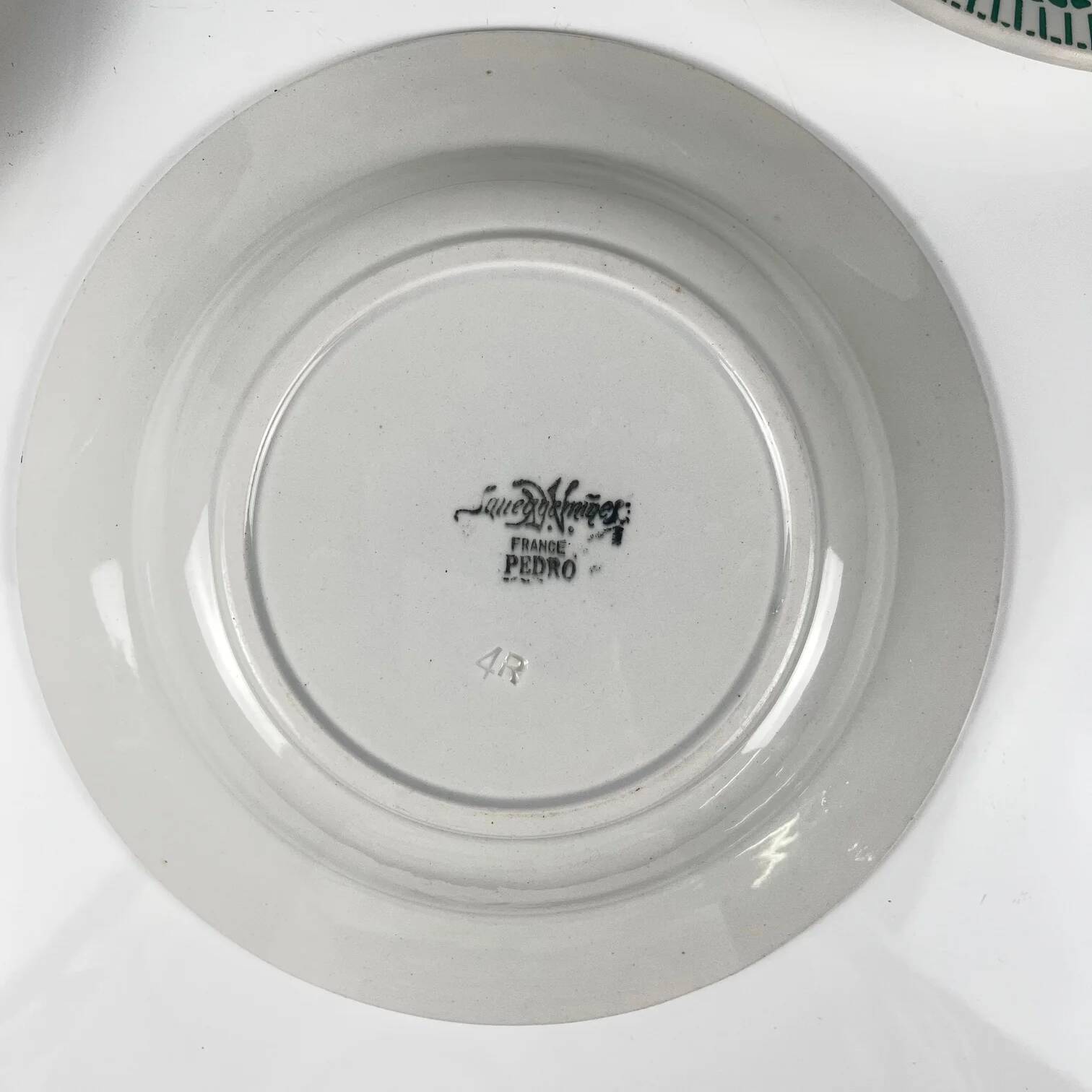 Set of 4 deep plates "Pedro", Sarreguemines, first half of the 20th century.