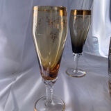 5 champagne flutes