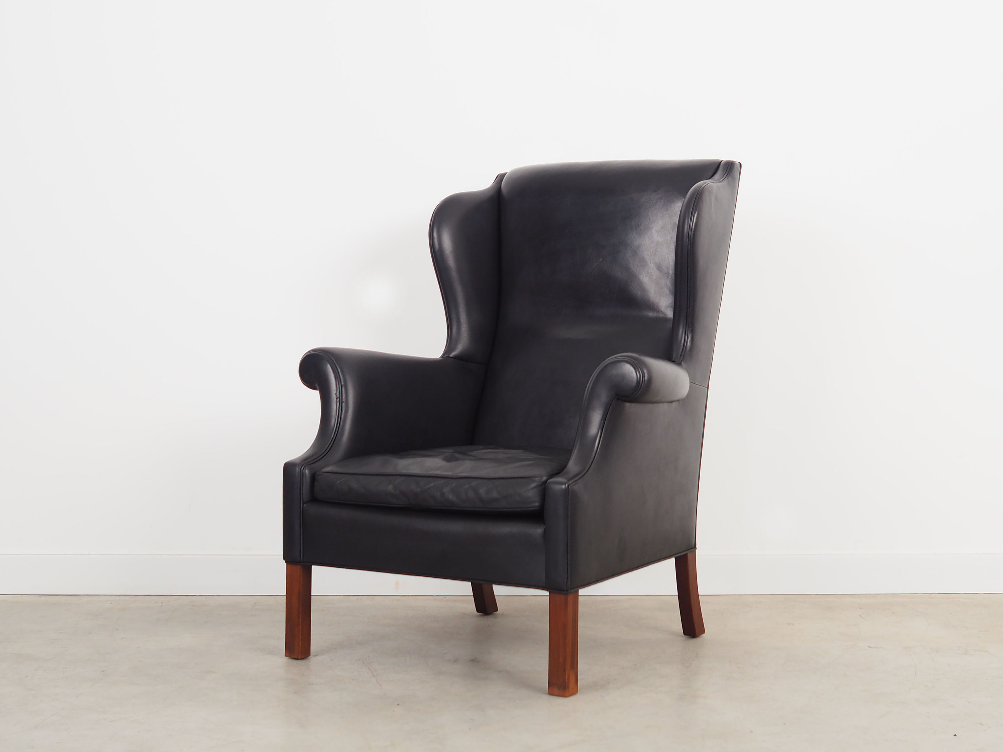 Black leather armchair, Danish design, 1970s, production: Denmark