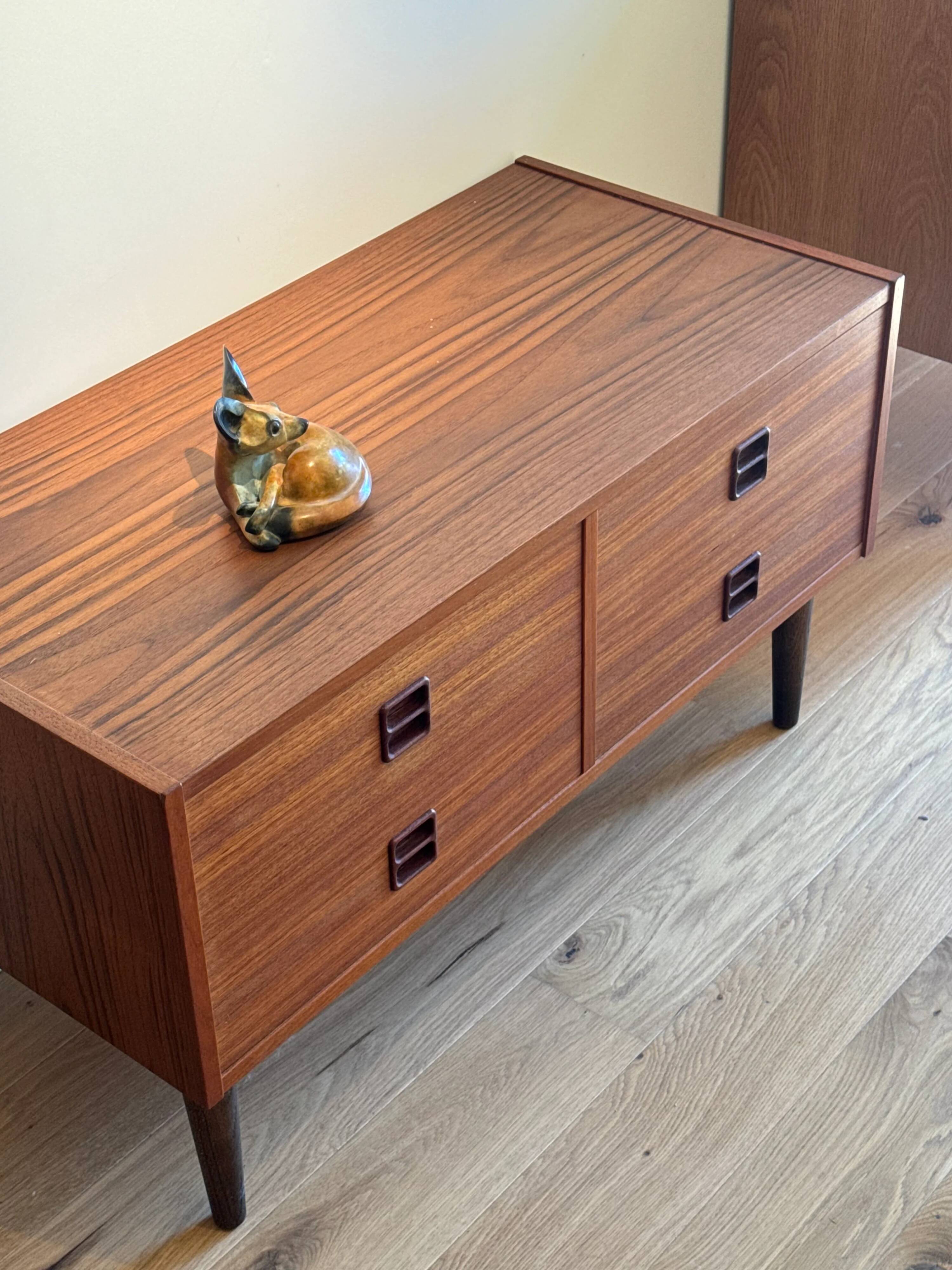 Scandinavian low sideboard / Vintage TV unit "Brigitte"
