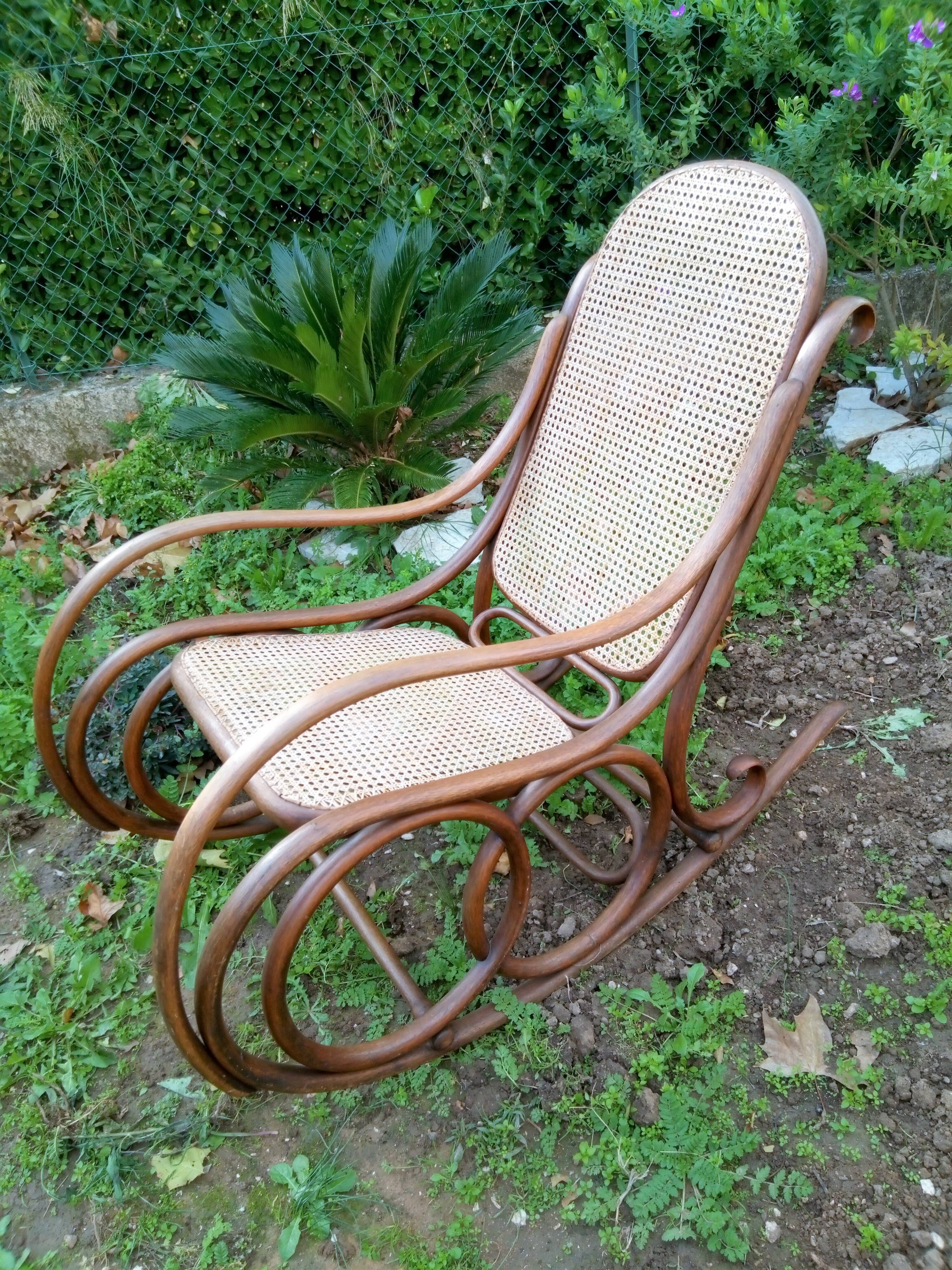Rocking chair n°4 Thonet