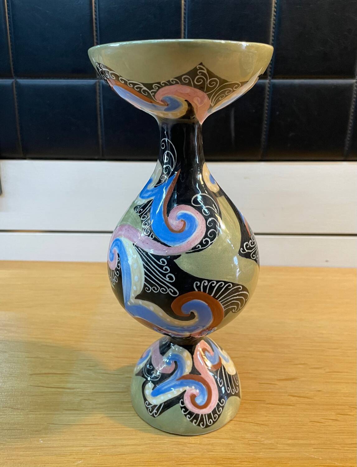 Gabrielle Mackiewicz spool vase