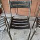 Table et chaises style industriel