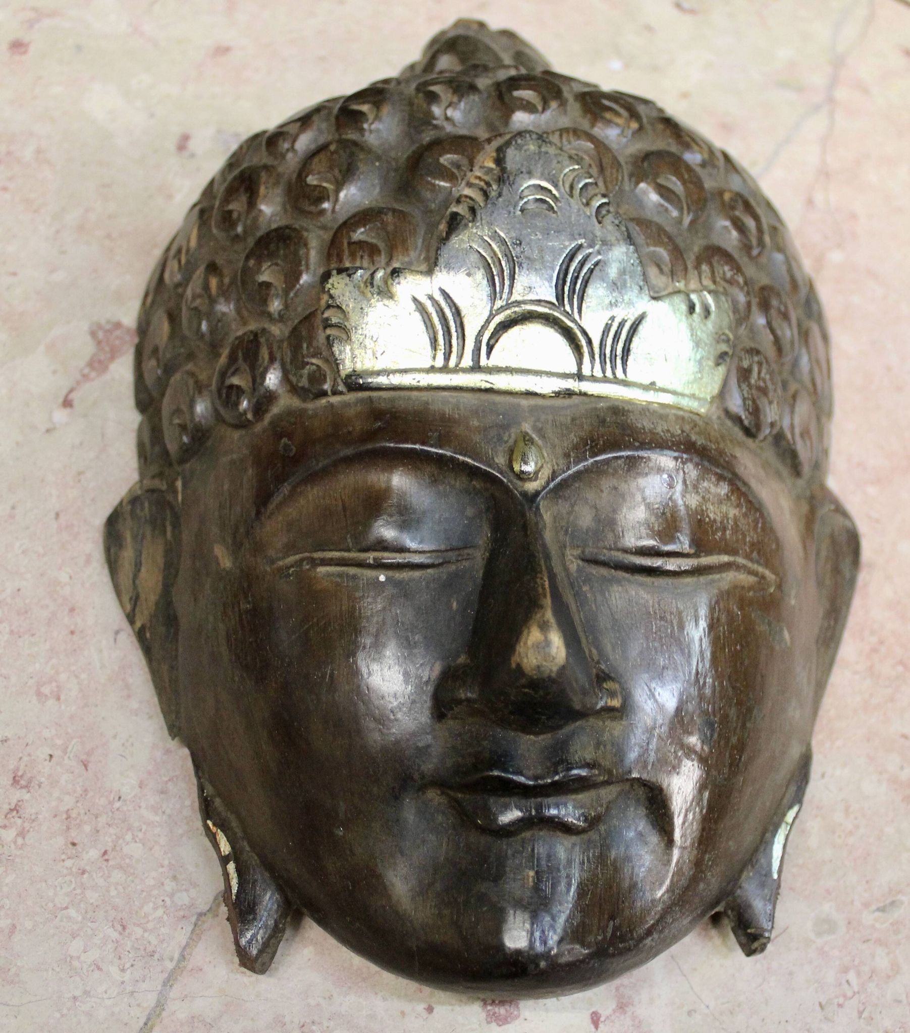 Masque de Bouddha en bois à suspendre