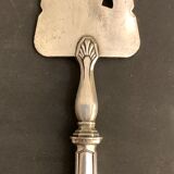Silver metal pie server