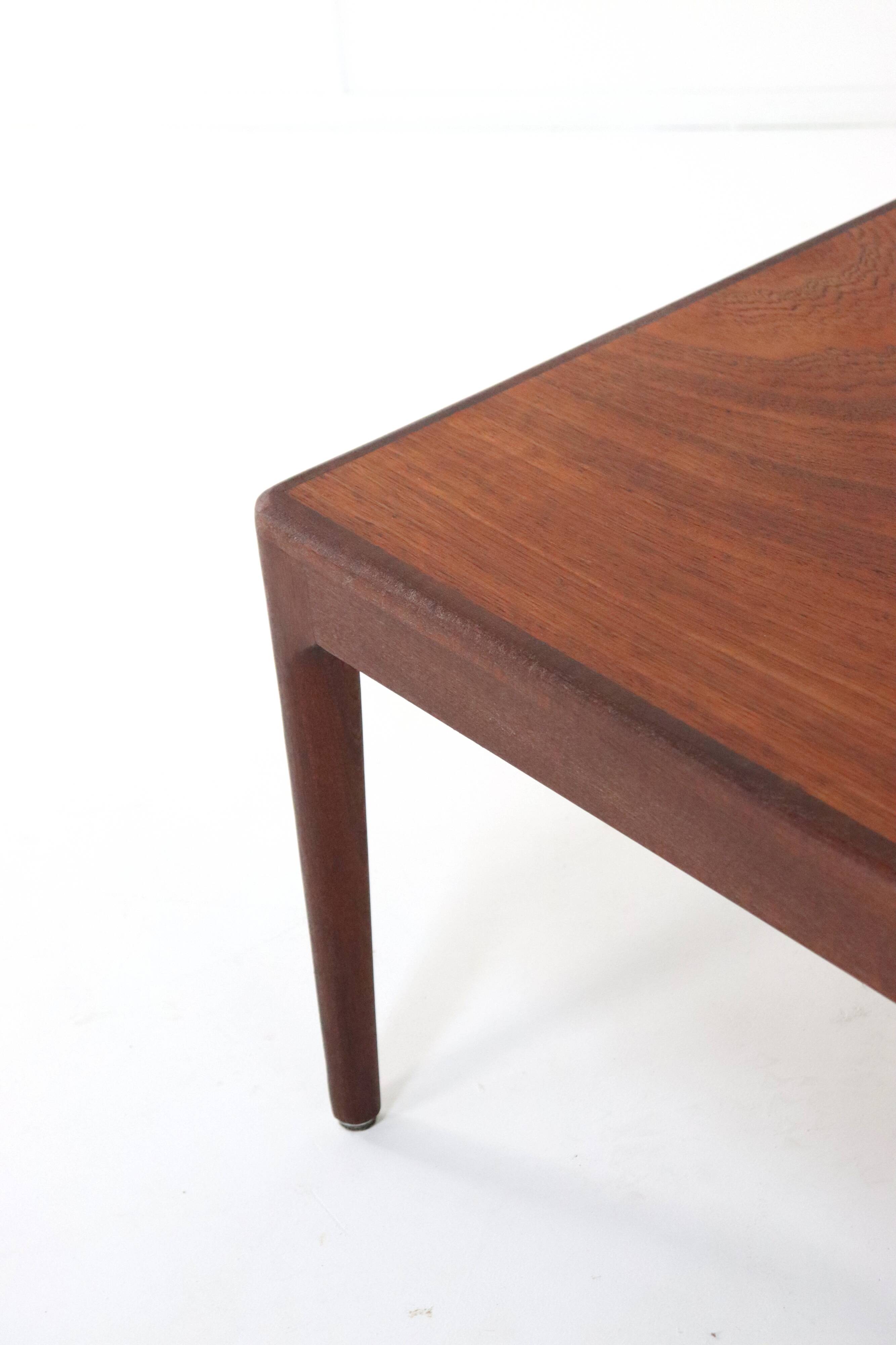 Vintage 'Bredeveld' coffee table